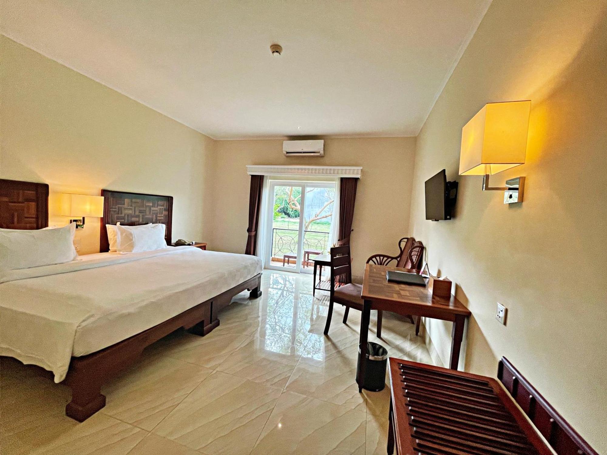 Sokha Palace Siem Reap Hotel Room photo